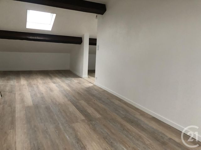 Appartement &agrave; louer - 2 pi&egrave;ces - 46,94 m2 - St Rambert D Albon - 26 - RHONE-ALPES