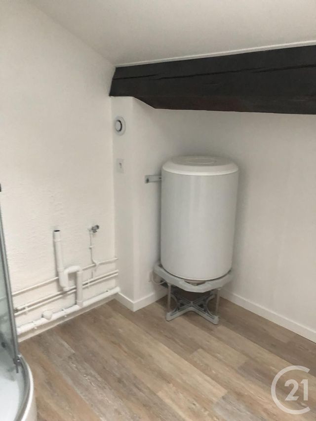 Appartement &agrave; louer - 2 pi&egrave;ces - 46,94 m2 - St Rambert D Albon - 26 - RHONE-ALPES