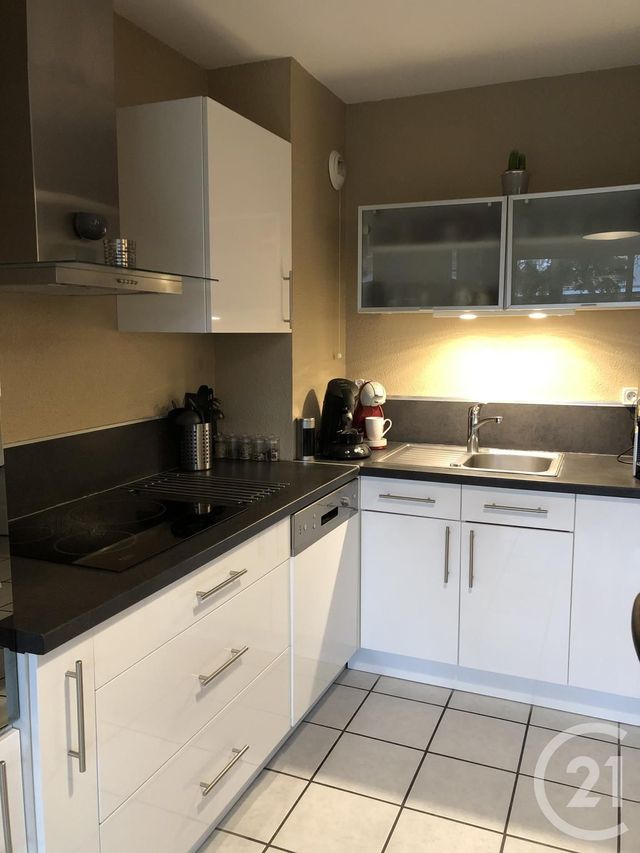 Appartement T3 &agrave; louer - 3 pi&egrave;ces - 70 m2 - Annonay - 07 - RHONE-ALPES