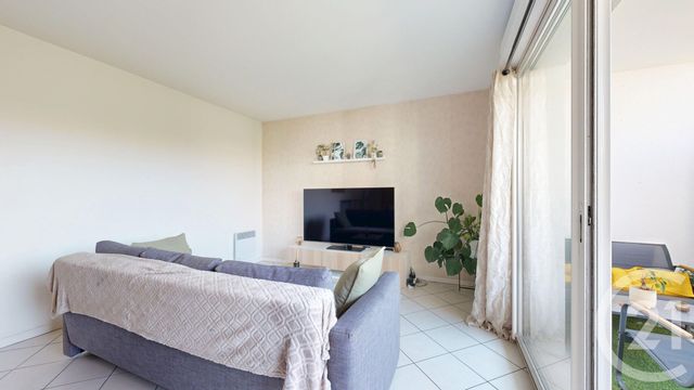 Appartement T2 à vendre - 2 pièces - 51,92 m2 - St Pierre D Irube - 64 - AQUITAINE