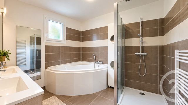 Maison &agrave; vendre - 6 pi&egrave;ces - 128,42 m2 - St Pee Sur Nivelle - 64 - AQUITAINE