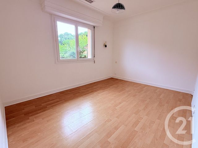 Maison &agrave; louer - 5 pi&egrave;ces - 155 m2 - Boucau - 64 - AQUITAINE