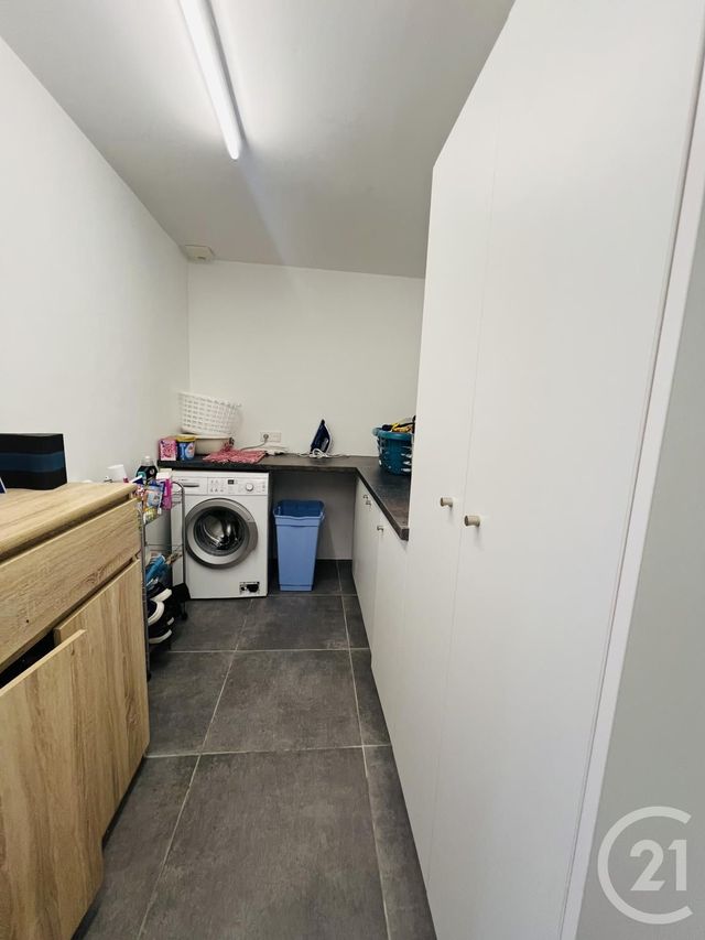 Maison &agrave; louer - 7 pi&egrave;ces - 204,44 m2 - Bassussarry - 64 - AQUITAINE