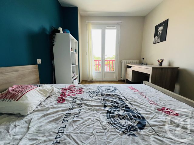 Maison &agrave; louer - 7 pi&egrave;ces - 204,44 m2 - Bassussarry - 64 - AQUITAINE