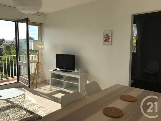 Appartement F2 &agrave; louer - 2 pi&egrave;ces - 52,25 m2 - Anglet - 64 - AQUITAINE