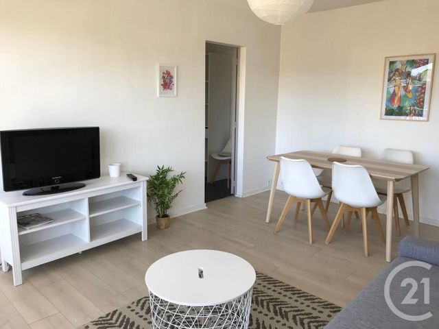 Appartement F2 &agrave; louer - 2 pi&egrave;ces - 52,25 m2 - Anglet - 64 - AQUITAINE
