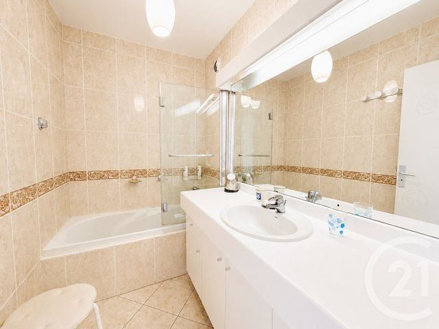 Appartement T3 &agrave; vendre - 3 pi&egrave;ces - 66,06 m2 - Anglet - 64 - AQUITAINE