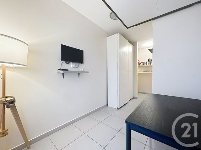 Appartement Chambre à vendre - 1 pièce - 12,14 m2 - Ville D Avray - 92 - ILE-DE-FRANCE