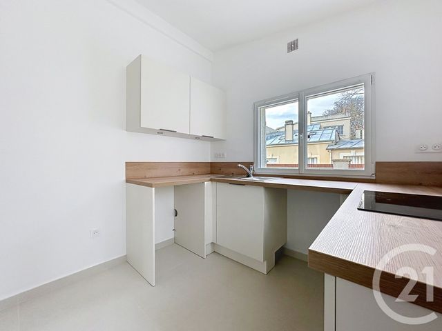 Appartement F2 &agrave; louer - 2 pi&egrave;ces - 55,76 m2 - Sevres - 92 - ILE-DE-FRANCE