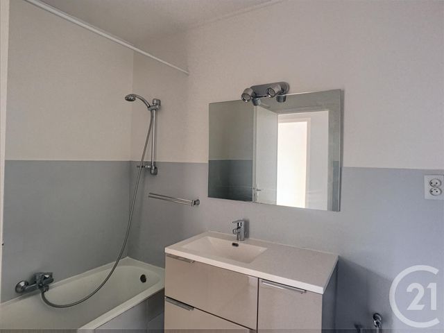 Appartement F3 à louer - 3 pièces - 61,75 m2 - Perpignan - 66 - LANGUEDOC-ROUSSILLON