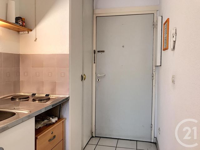 Appartement F1 &agrave; louer - 1 pi&egrave;ce - 18,70 m2 - Perpignan - 66 - LANGUEDOC-ROUSSILLON