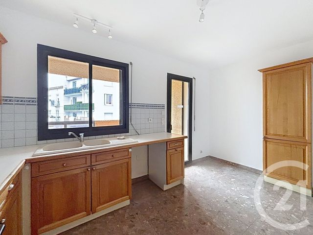 Appartement T4 &agrave; louer - 4 pi&egrave;ces - 102,56 m2 - Perpignan - 66 - LANGUEDOC-ROUSSILLON