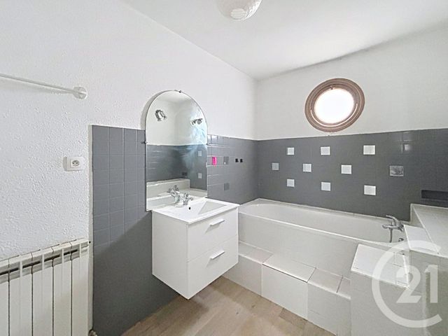 Appartement F2 &agrave; louer - 2 pi&egrave;ces - 53,40 m2 - Perpignan - 66 - LANGUEDOC-ROUSSILLON