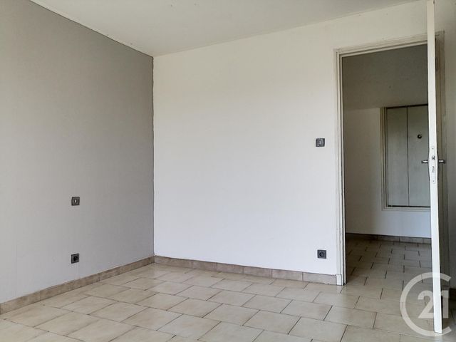 Appartement F3 &agrave; louer - 3 pi&egrave;ces - 69,93 m2 - Perpignan - 66 - LANGUEDOC-ROUSSILLON