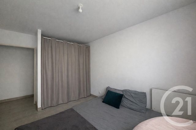 Maison &agrave; louer - 4 pi&egrave;ces - 86 m2 - Thuir - 66 - LANGUEDOC-ROUSSILLON