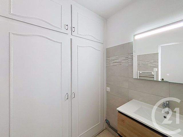 Appartement T3 &agrave; louer - 3 pi&egrave;ces - 77,52 m2 - Perpignan - 66 - LANGUEDOC-ROUSSILLON