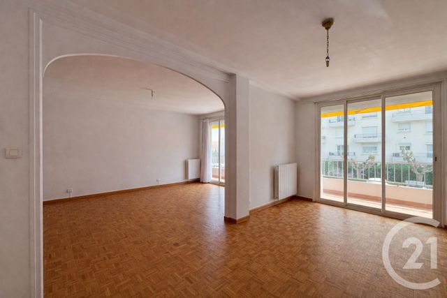 Appartement T3 &agrave; louer - 3 pi&egrave;ces - 82,51 m2 - Perpignan - 66 - LANGUEDOC-ROUSSILLON