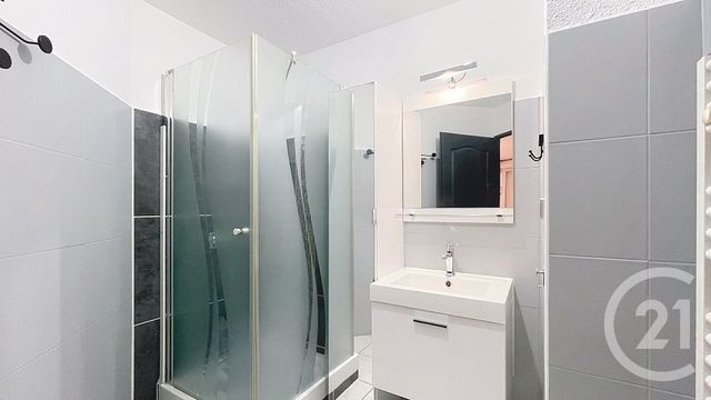 Appartement F3 &agrave; louer - 3 pi&egrave;ces - 57,61 m2 - St Esteve - 66 - LANGUEDOC-ROUSSILLON