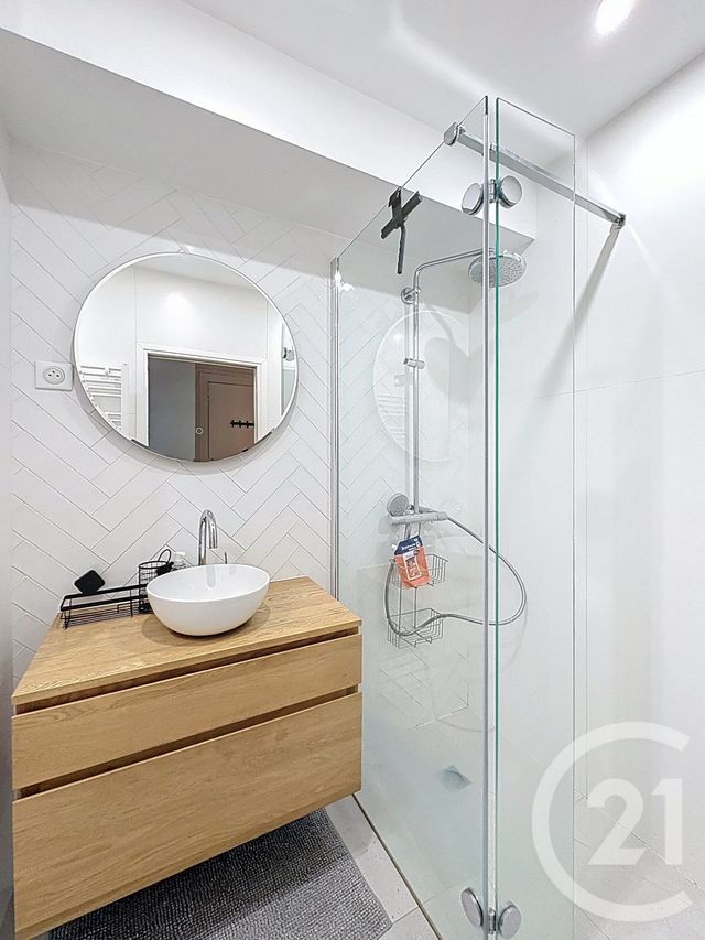 Appartement F2 &agrave; louer - 2 pi&egrave;ces - 42,59 m2 - Levallois Perret - 92 - ILE-DE-FRANCE