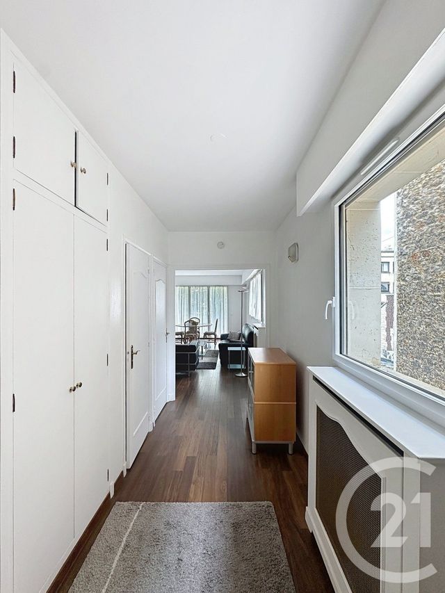 Appartement F2 à louer - 2 pièces - 63,87 m2 - Neuilly Sur Seine - 92 - ILE-DE-FRANCE