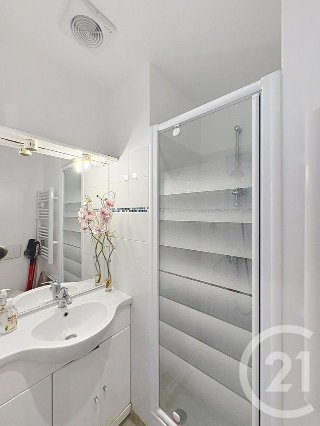 Appartement F1 &agrave; louer - 1 pi&egrave;ce - 20 m2 - Levallois Perret - 92 - ILE-DE-FRANCE