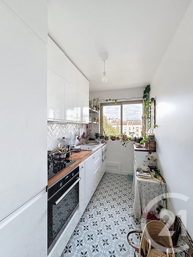 Appartement F2 à louer - 2 pièces - 43,39 m2 - Levallois Perret - 92 - ILE-DE-FRANCE