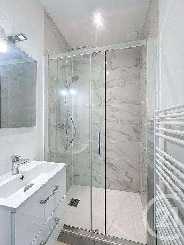 Appartement F2 &agrave; louer - 2 pi&egrave;ces - 33 m2 - Levallois Perret - 92 - ILE-DE-FRANCE