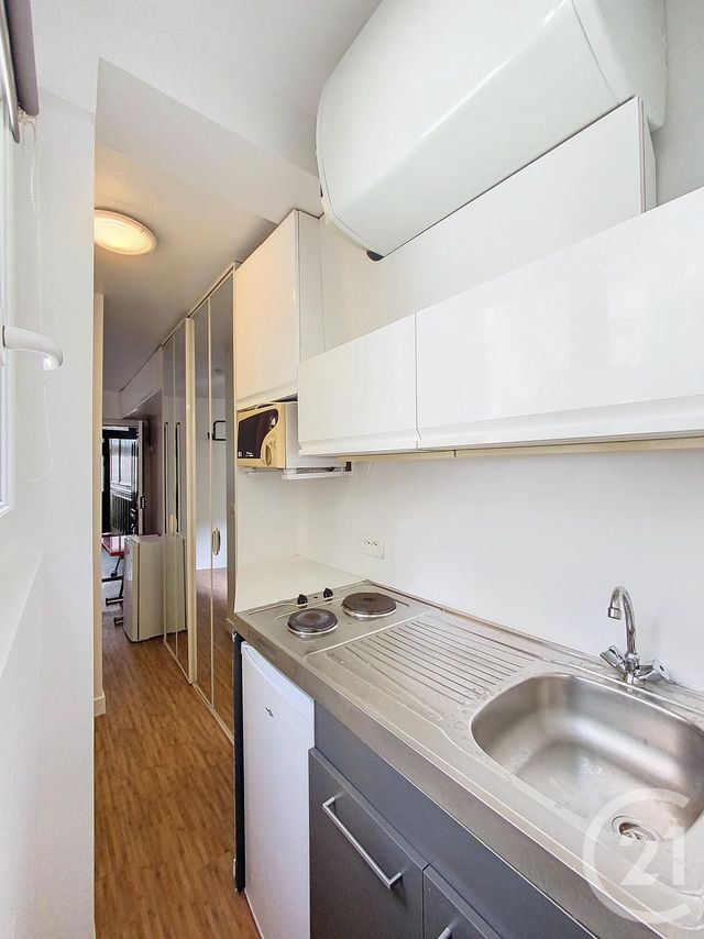 Appartement Studio à louer - 1 pièce - 14 m2 - Clichy - 92 - ILE-DE-FRANCE