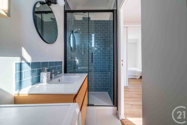 Appartement F2 à louer - 2 pièces - 44,93 m2 - Paris - 75018 - ILE-DE-FRANCE