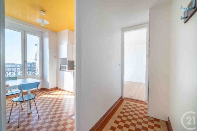 Appartement F2 à louer - 2 pièces - 44,93 m2 - Paris - 75018 - ILE-DE-FRANCE