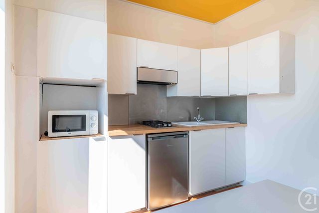 Appartement F2 à louer - 2 pièces - 44,93 m2 - Paris - 75018 - ILE-DE-FRANCE