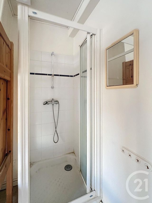 Appartement F1 &agrave; louer - 1 pi&egrave;ce - 10,80 m2 - Paris - 75017 - ILE-DE-FRANCE