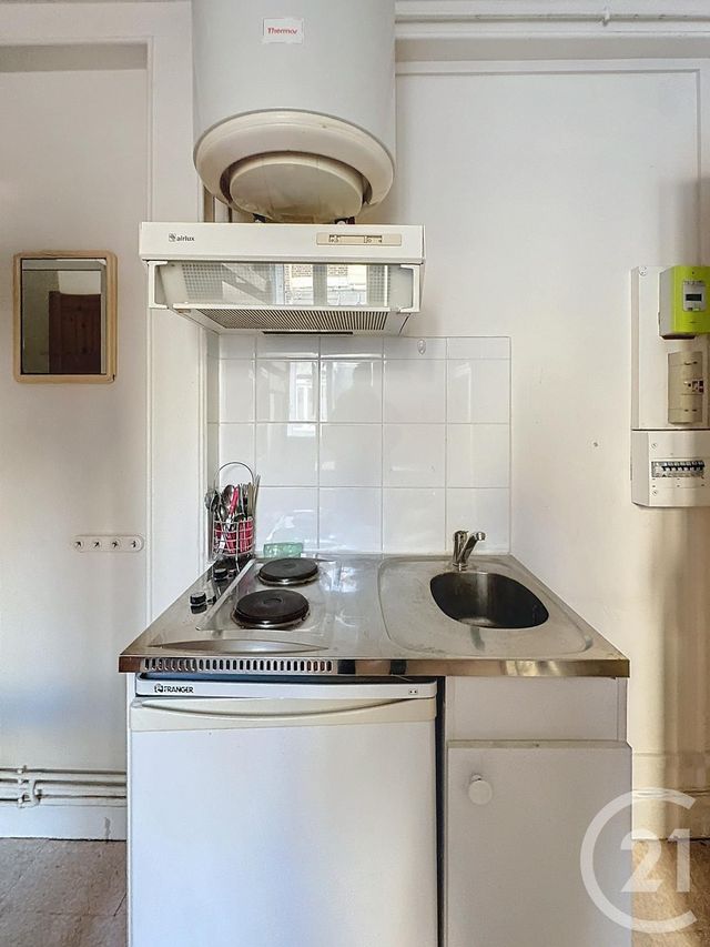 Appartement F1 &agrave; louer - 1 pi&egrave;ce - 10,80 m2 - Paris - 75017 - ILE-DE-FRANCE