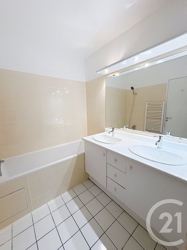 Appartement &agrave; louer - 2 pi&egrave;ces - 49,33 m2 - Levallois Perret - 92 - ILE-DE-FRANCE