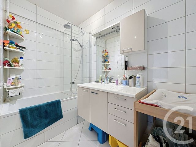 Appartement F3 &agrave; vendre - 3 pi&egrave;ces - 62 m2 - Levallois Perret - 92 - ILE-DE-FRANCE