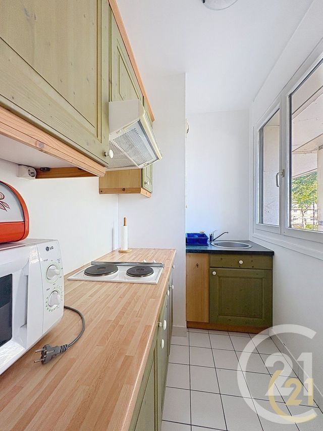 Appartement Studio &agrave; louer - 1 pi&egrave;ce - 22,47 m2 - Levallois Perret - 92 - ILE-DE-FRANCE