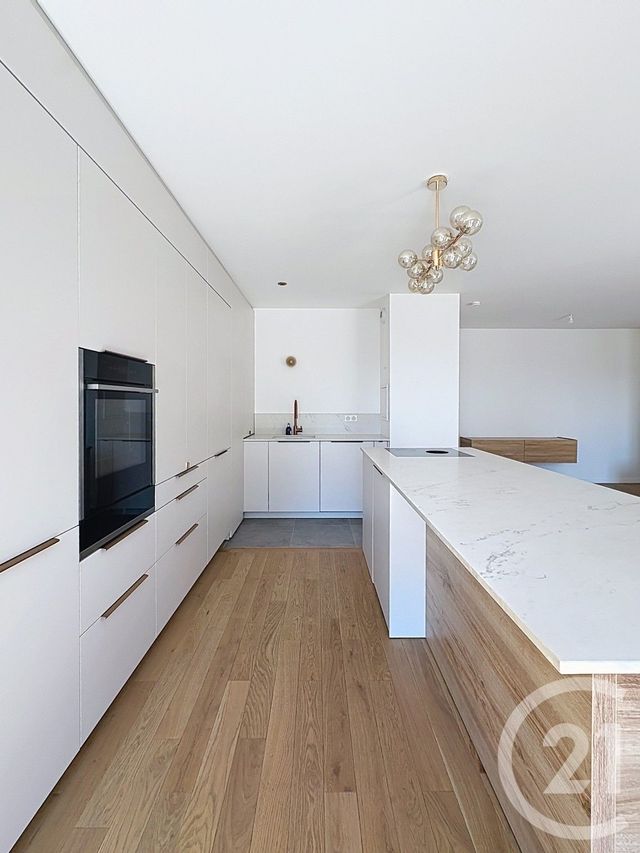 Appartement F4 &agrave; louer - 4 pi&egrave;ces - 89,96 m2 - Clichy - 92 - ILE-DE-FRANCE