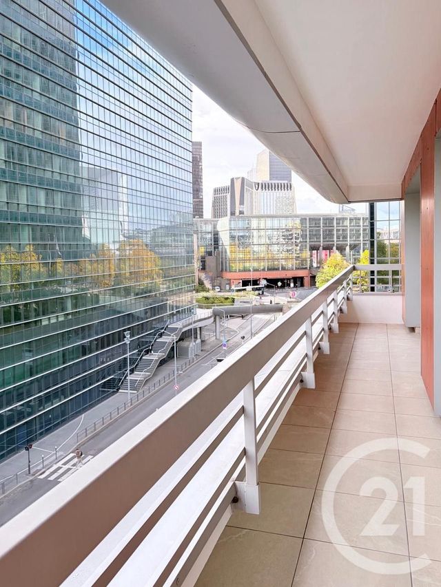 Appartement &agrave; louer - 4 pi&egrave;ces - 87 m2 - Courbevoie - 92 - ILE-DE-FRANCE