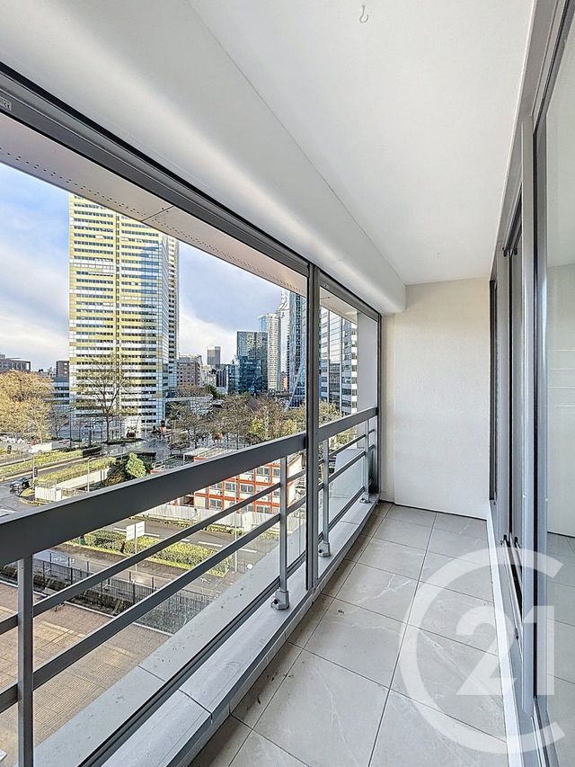 Appartement &agrave; louer - 4 pi&egrave;ces - 87 m2 - Courbevoie - 92 - ILE-DE-FRANCE