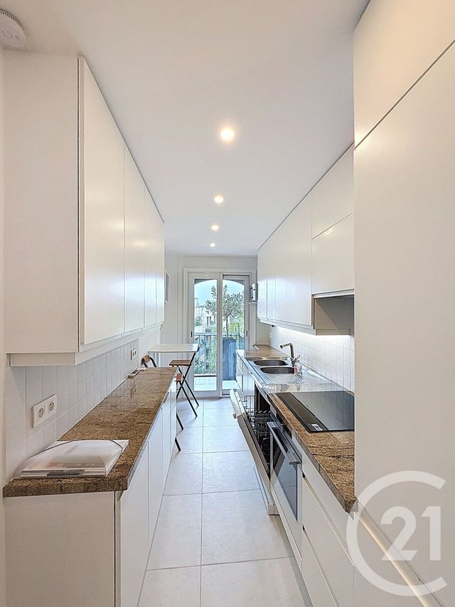 Appartement F3 &agrave; louer - 3 pi&egrave;ces - 74 m2 - Neuilly Sur Seine - 92 - ILE-DE-FRANCE