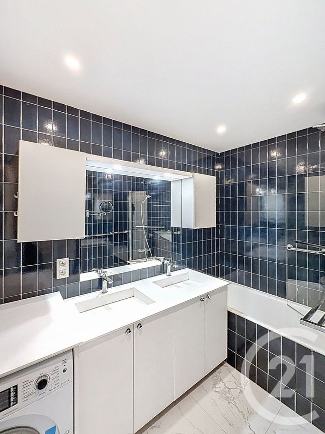 Appartement F3 &agrave; louer - 3 pi&egrave;ces - 74 m2 - Neuilly Sur Seine - 92 - ILE-DE-FRANCE