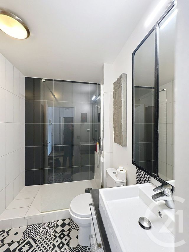 Appartement F1 &agrave; louer - 1 pi&egrave;ce - 28 m2 - Levallois Perret - 92 - ILE-DE-FRANCE