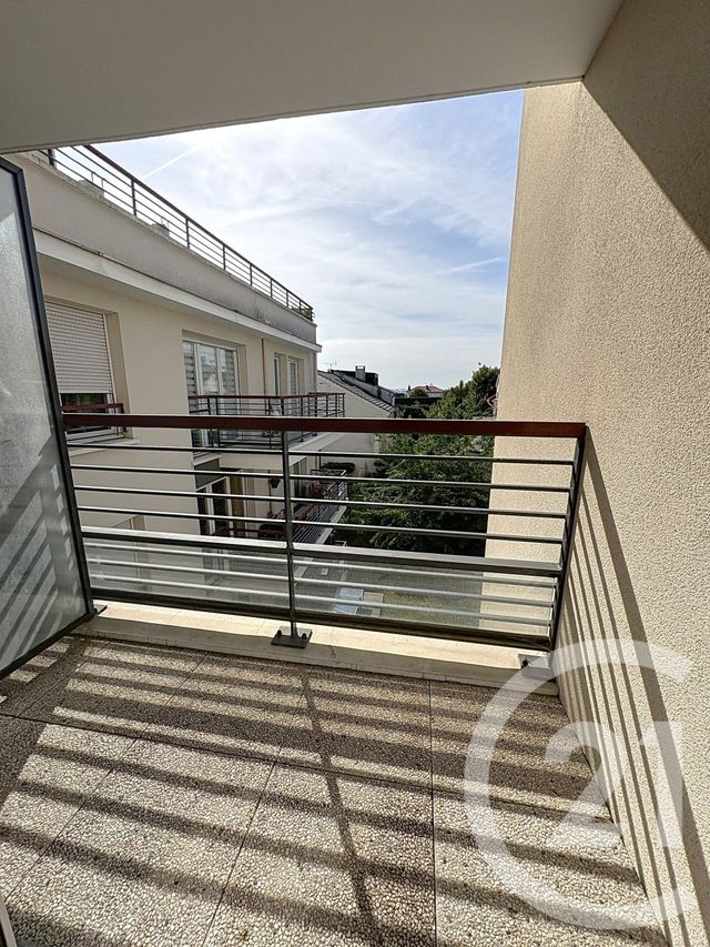Appartement F3 &agrave; louer - 3 pi&egrave;ces - 53 m2 - Suresnes - 92 - ILE-DE-FRANCE