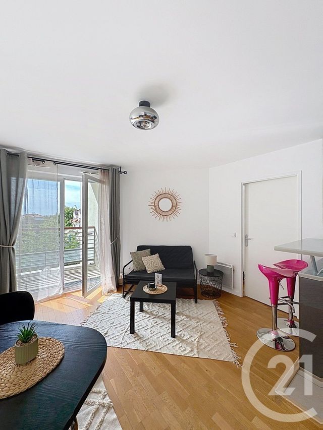 Appartement F3 &agrave; louer - 3 pi&egrave;ces - 53 m2 - Suresnes - 92 - ILE-DE-FRANCE