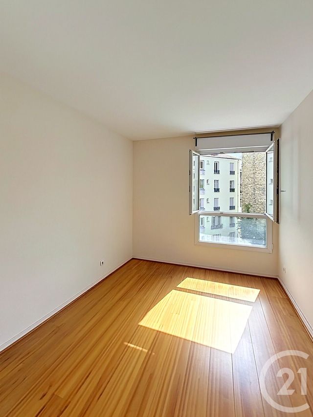 Appartement F4 &agrave; louer - 4 pi&egrave;ces - 82 m2 - Levallois Perret - 92 - ILE-DE-FRANCE