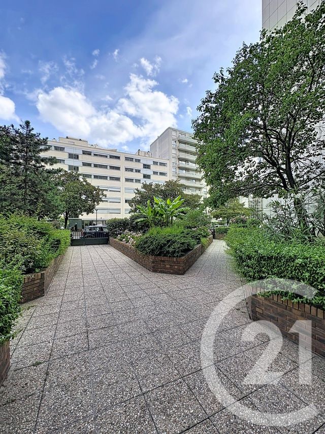 Appartement F4 &agrave; louer - 4 pi&egrave;ces - 88,03 m2 - Courbevoie - 92 - ILE-DE-FRANCE