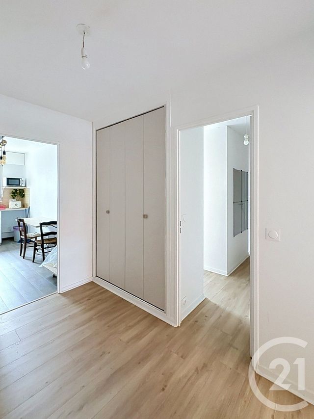 Appartement F4 &agrave; louer - 4 pi&egrave;ces - 88,03 m2 - Courbevoie - 92 - ILE-DE-FRANCE