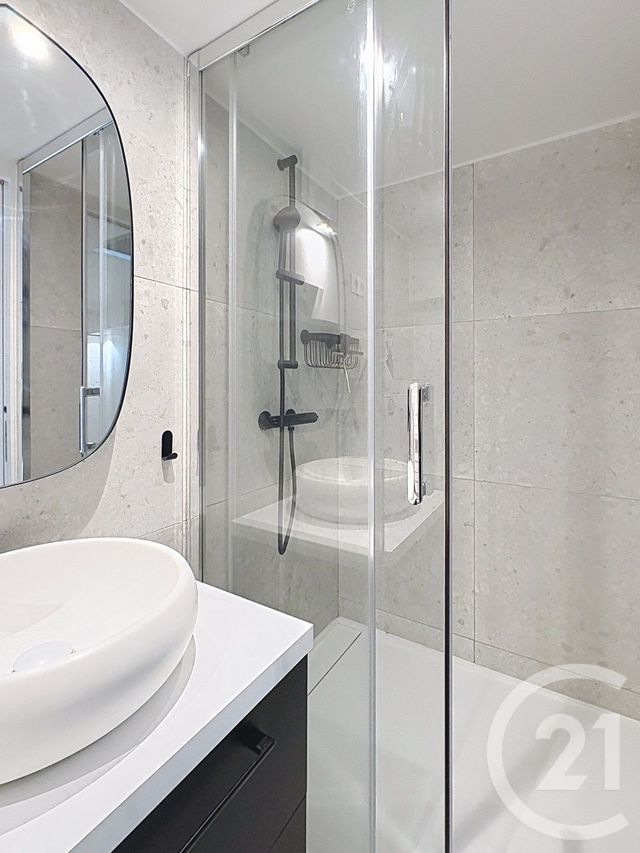 Appartement F2 &agrave; louer - 2 pi&egrave;ces - 25 m2 - Neuilly Sur Seine - 92 - ILE-DE-FRANCE