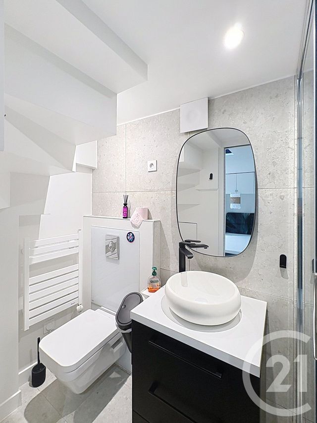 Appartement F2 &agrave; louer - 2 pi&egrave;ces - 25 m2 - Neuilly Sur Seine - 92 - ILE-DE-FRANCE