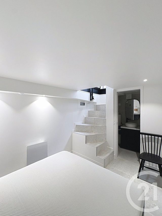 Appartement F2 &agrave; louer - 2 pi&egrave;ces - 25 m2 - Neuilly Sur Seine - 92 - ILE-DE-FRANCE